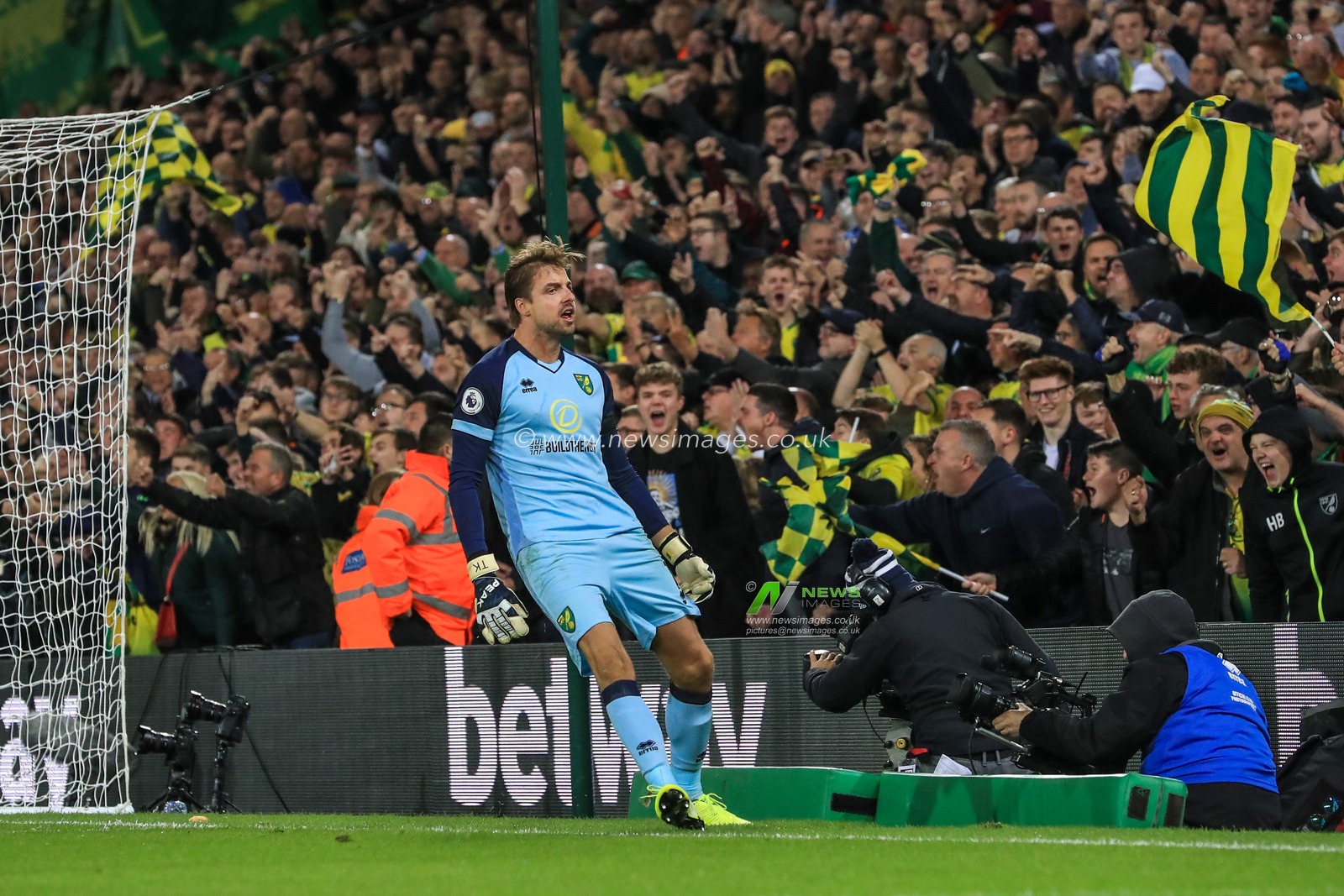 27th October 2019, Carrow Road, Norwich, England; Premier League, Norwich City v Manchester United : Tim Krul (1) of Norwich City celebrates saving his second penalty of the game 

Credit: Mark Cosgrove/News Images