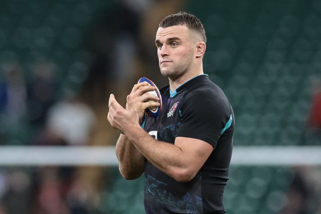 Ben Spencer of England applauds the fans during the Quilter Nations Series 2025 match England vs Argentina at Allianz Stadium, Twickenham, United Kingdom, 23rd November 2025

(Photo by Mark Cosgrove/News Images)

*** GER AUT SUI OUT ***