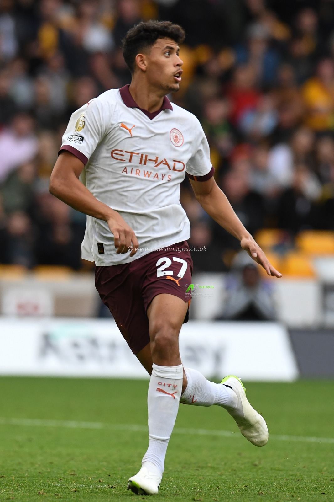Matheus Nunes #27 of Manchester City during the Premier League match Wolverhampton Wanderers vs Manchester City at Molineux, Wolverhampton, United Kingdom, 30th September 2023

(Photo by Mike Jones/News Images)