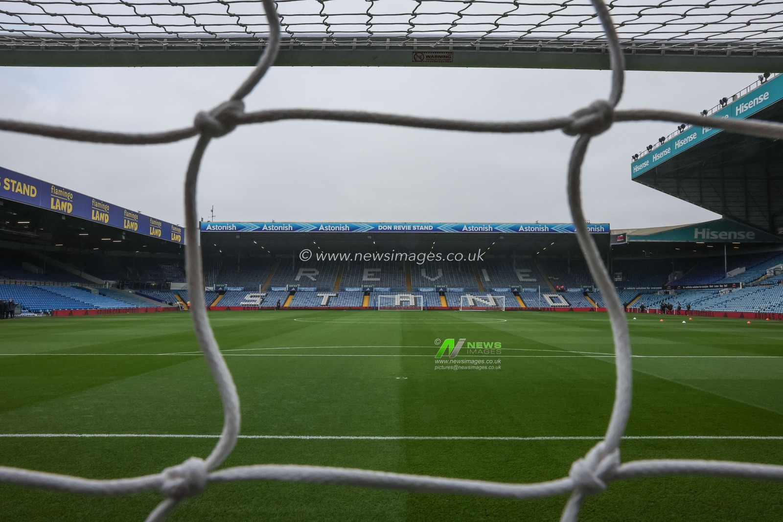 A general view of Elland Road during the Sky Bet Championship match Leeds United vs Queens Park Rangers at Elland Road, Leeds, United Kingdom, 9th November 2024

(Photo by Mark Cosgrove/News Images)