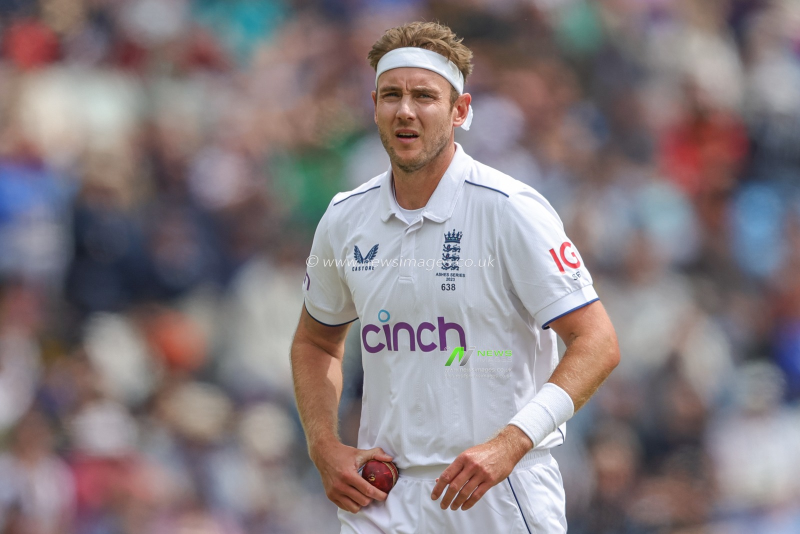 Stuart Broad of England polishes the ball during the LV= Insurance Ashes Third Test Series Day 1 England v Australia at Headingley Stadium, Leeds, United Kingdom, 6th July 2023

(Photo by Mark Cosgrove/News Images)