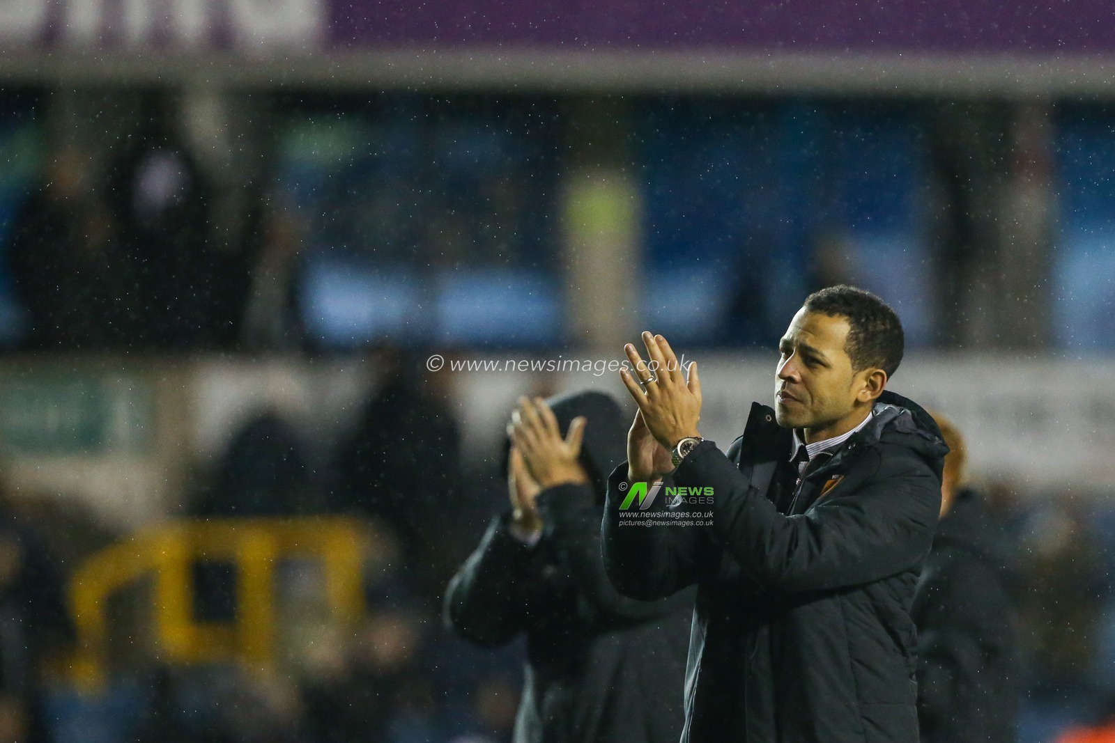 Liam Rosenior manager of Hull City acknowledges the fans at the final whistle during the Sky Bet Championship match Millwall vs Hull City at The Den, London, United Kingdom, 5th November 2022

(Photo by Arron Gent/News Images)