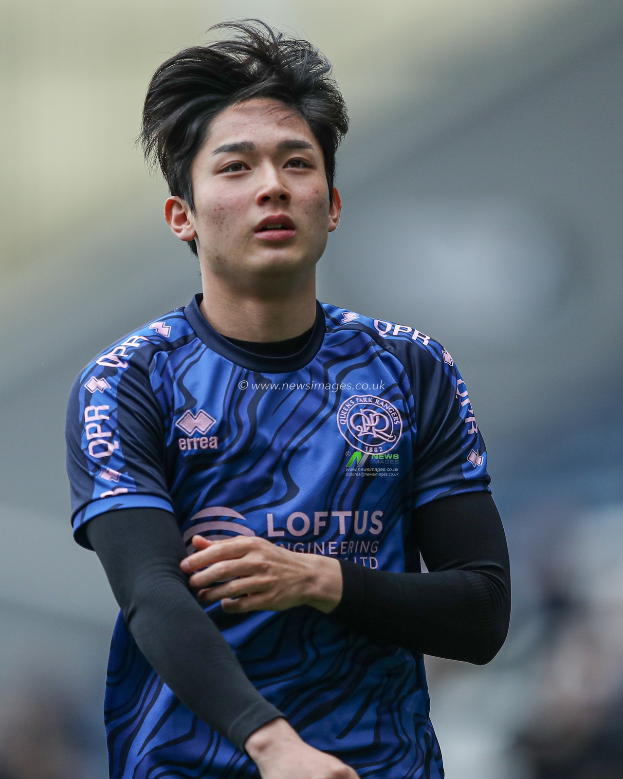 Yang Min-Hyeok of Queens Park Rangers warms up ahead of the Sky Bet Championship match Preston North End vs Queens Park Rangers at Deepdale, Preston, United Kingdom, 18th April 2025

(Photo by Jorge Horsted/News Images)
