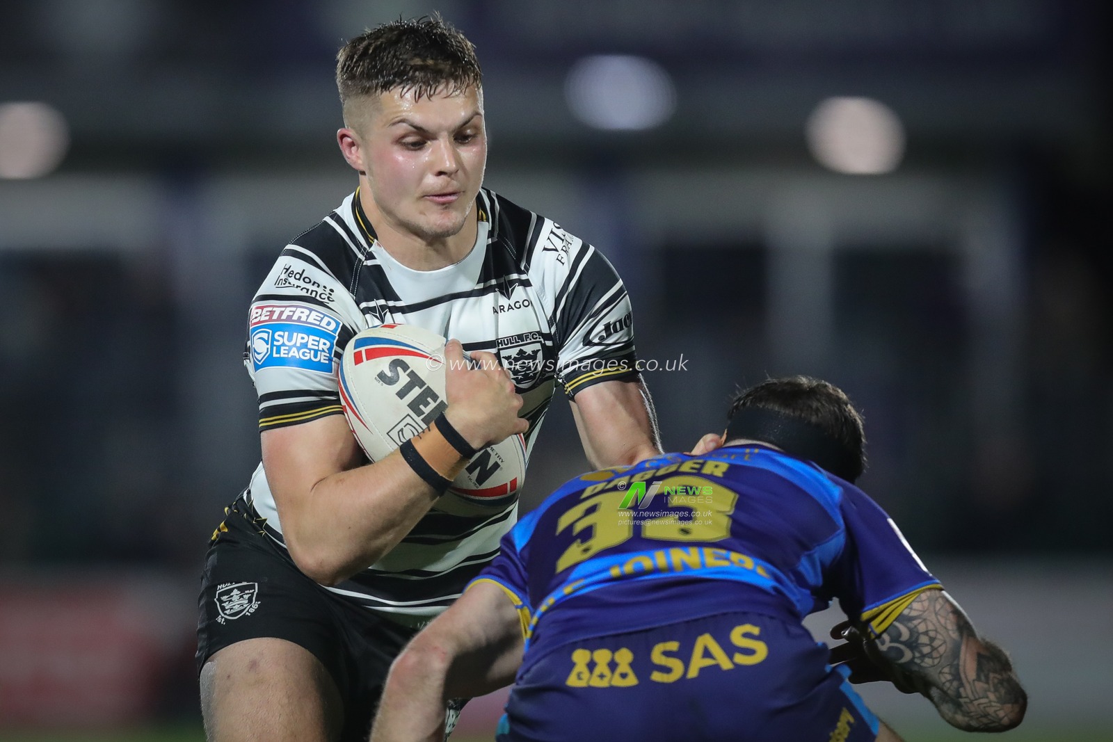 Cameron Scott #17 of Hull FC is tackled by Will Dagger #33 of Wakefield Trinity during the Betfred Super League Round 12 match Wakefield Trinity vs Hull FC at The Be Well Support Stadium, Wakefield, United Kingdom, 11th May 2023

(Photo by James Heaton/News Images)