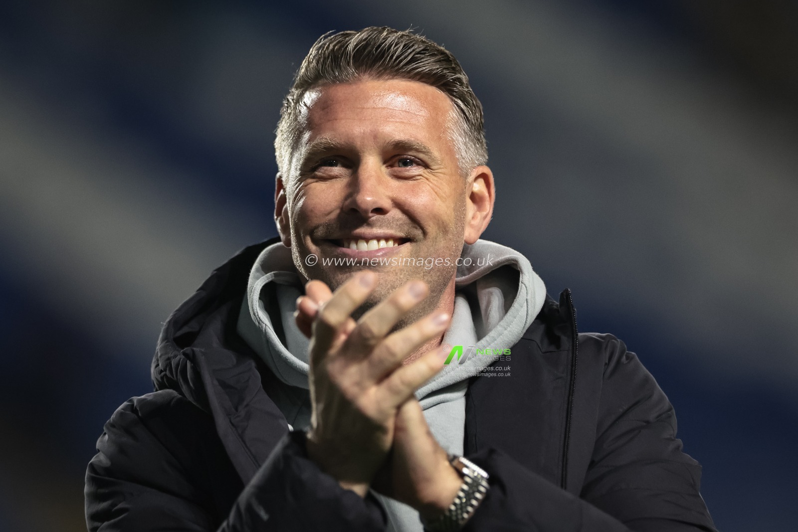 Rob Edwards manager of Middlesbrough celebrates the 0-1 win with the fans during the Sky Bet Championship match Sheffield Wednesday vs Middlesbrough at Hillsborough, Sheffield, United Kingdom, 22nd October 2025

(Photo by Mark Cosgrove/News Images)