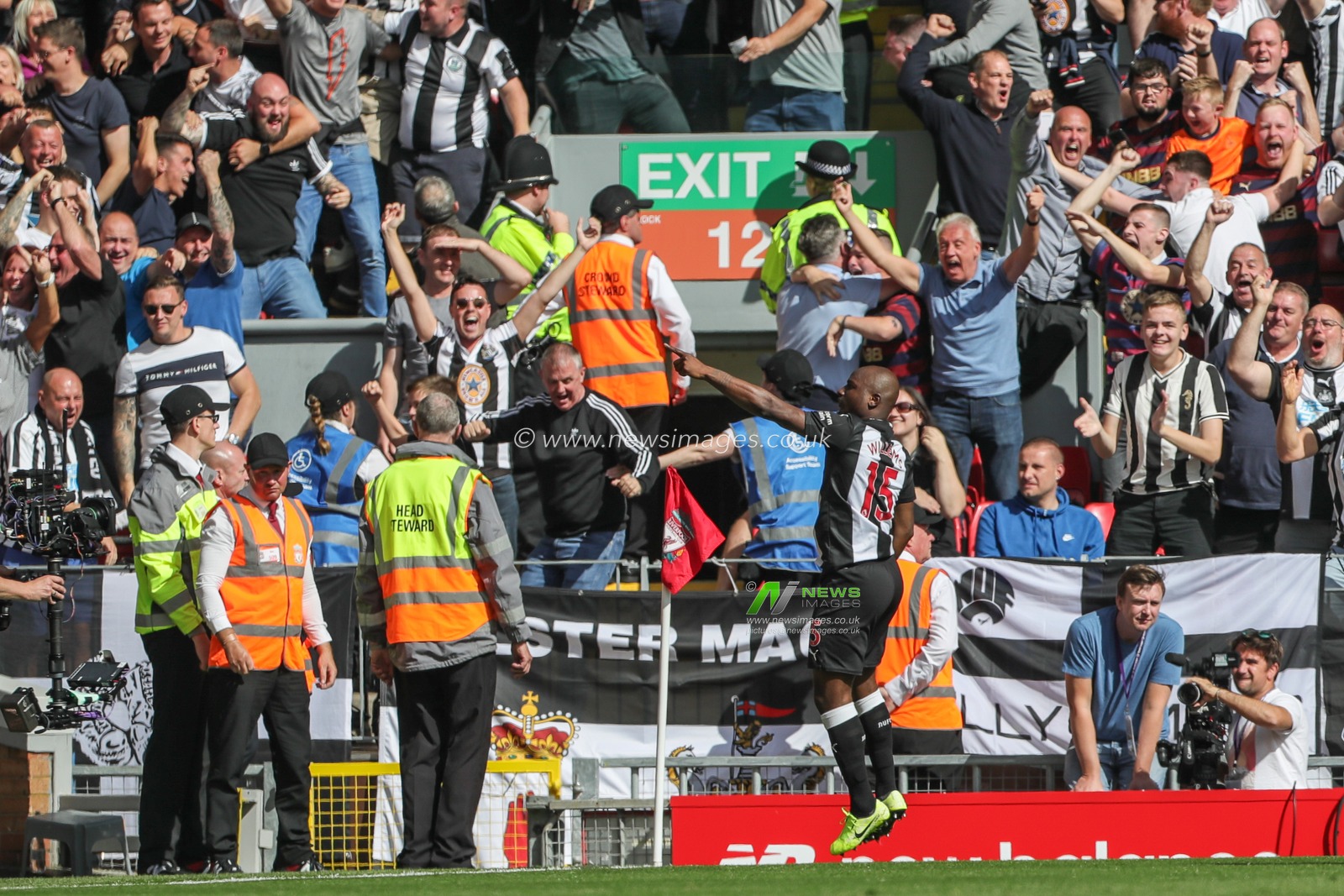 14th September 2019 , Anfield, Liverpool, England; Premier League Football, Liverpool vs Newcastle United ; Jetro Willems (15) of Newcastle United celebrates his goal to make it 0-1


Credit: Mark Cosgrove/News Images 


Premier League/EFL Football images are subject to DataCo Licence