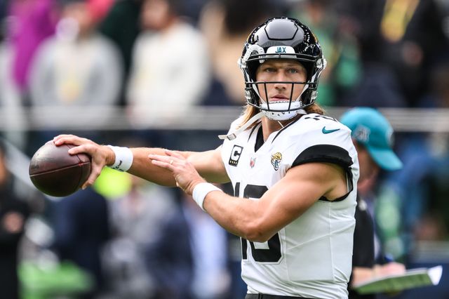 Trevor Lawrence of the Jacksonville Jaguars during the pre game warm up during the Week 6 match Chicago Bears vs Jacksonville Jaguars at Tottenham Hotspur Stadium, London, United Kingdom, 13th October 2024

(Photo by Craig Thomas/News Images)