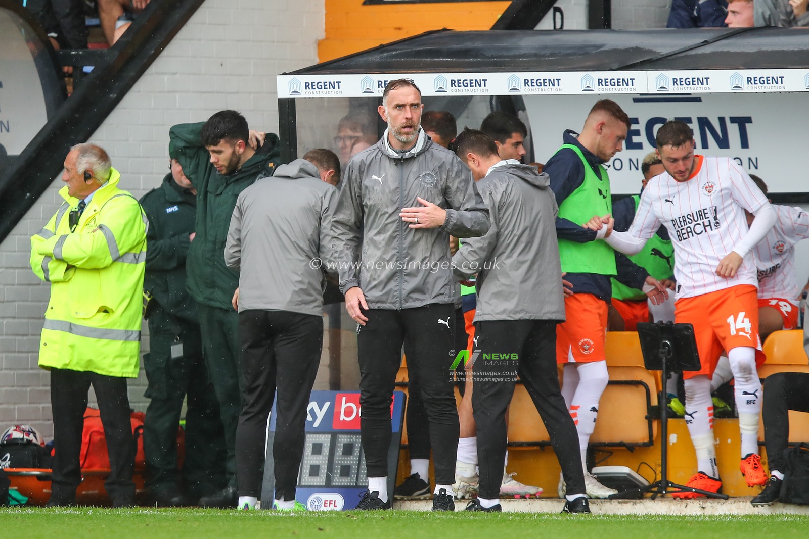 Richard Keogh interim head coach of Blackpool during the Sky Bet League 1 match Cambridge United vs Blackpool at Abbey Stadium, Cambridge, United Kingdom, 24th August 2024

(Photo by Gareth Evans/News Images)