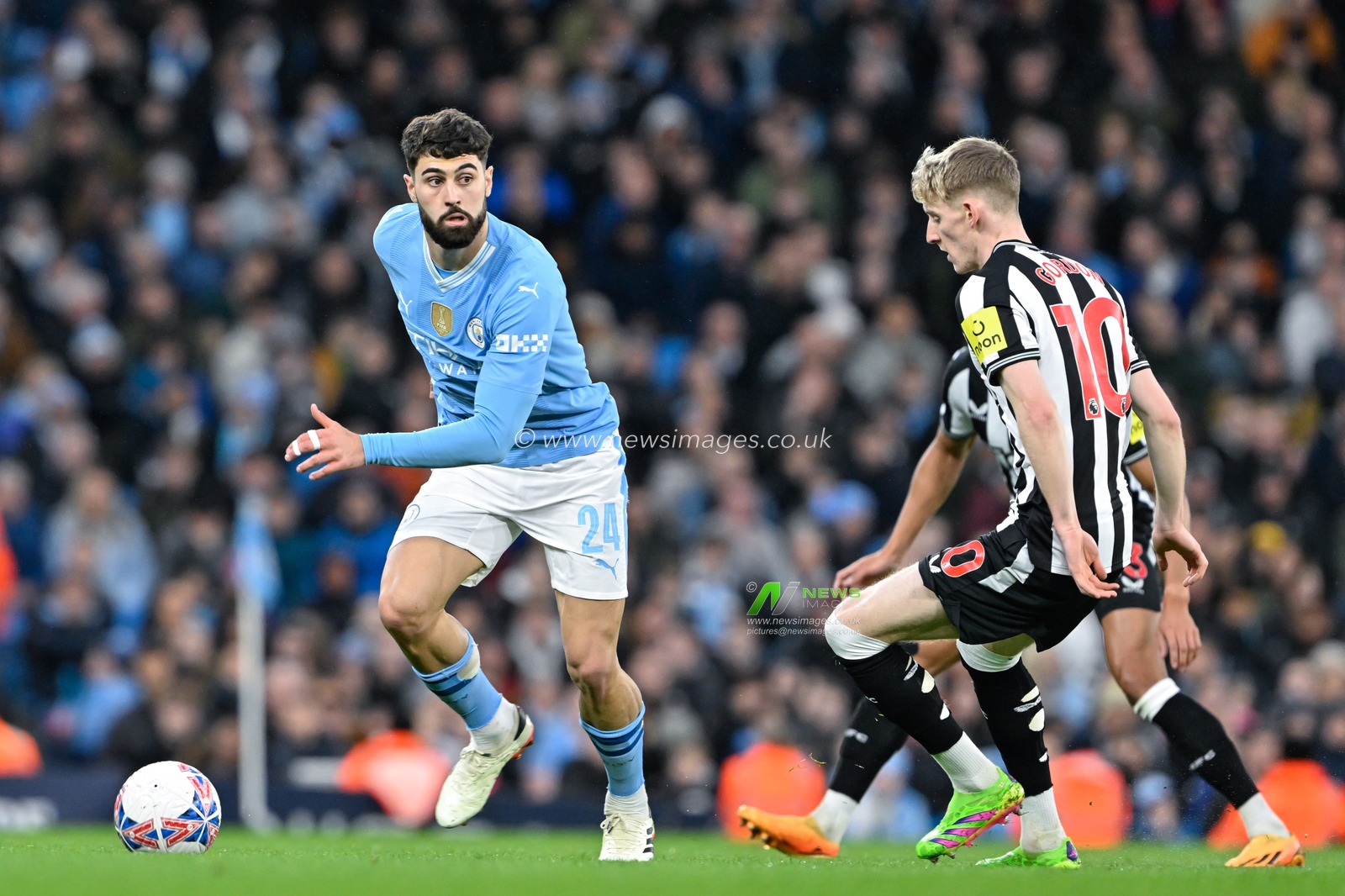 JoÅ¡ko Gvardiol of Manchester City in action, during the Emirates FA Cup Quarter- Final match Manchester City vs Newcastle United at Etihad Stadium, Manchester, United Kingdom, 16th March 2024

(Photo by Cody Froggatt/News Images)