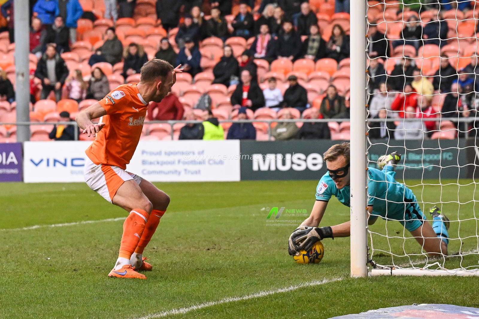 Jordan Rhodes of Blackpool shoots on goal but its saved by Ashley Maynard-Brewer of Charlton Athletic during the Sky Bet League 1 match Blackpool vs Charlton Athletic at Bloomfield Road, Blackpool, United Kingdom, 27th January 2024

(Photo by Craig Thomas/News Images)