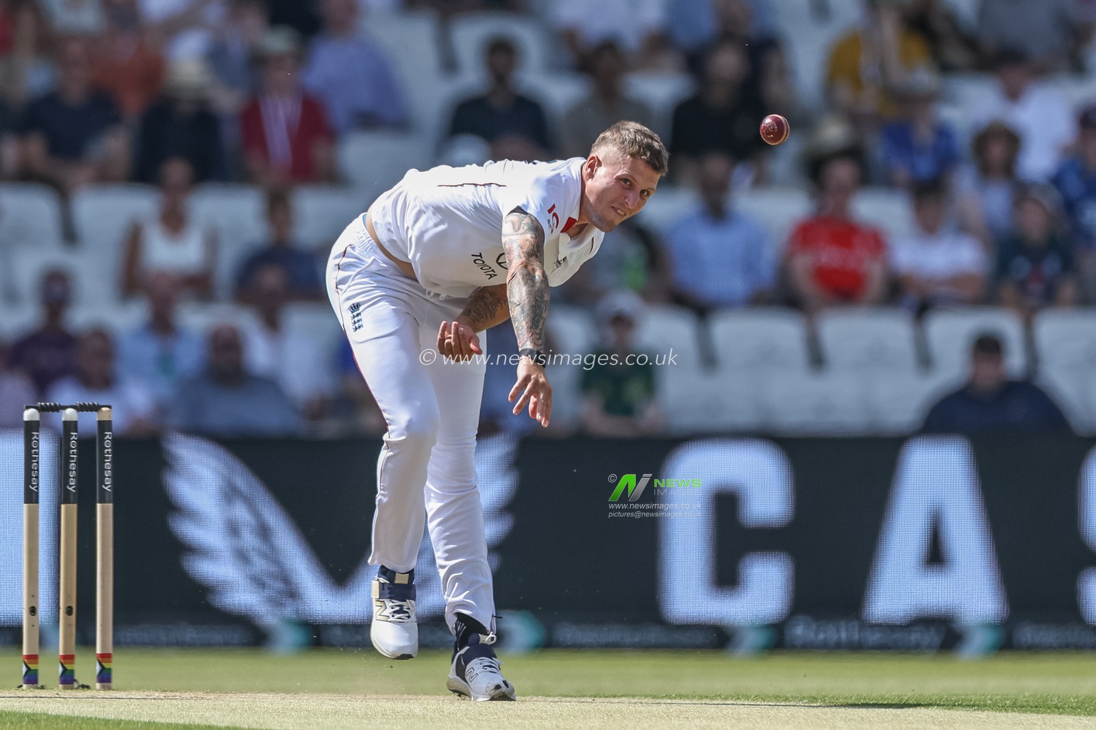 Brydon Carse of England delivers the ball during the 1st Rothesay Test Match Day 2 England vs India at Headingley Cricket Ground, Leeds, United Kingdom, 21st June 2025

(Photo by Mark Cosgrove/News Images)