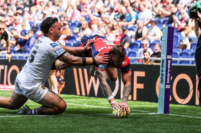 Tom Johnstone of Wakefield Trinity goes over for a try during the Betfred Super League Magic Weekend match Wakefield Trinity vs Castleford Tigers at Hill Dickinson Stadium, Liverpool, United Kingdom on 05 July 2026

(Photo by Alfie Cosgrove/News Images)