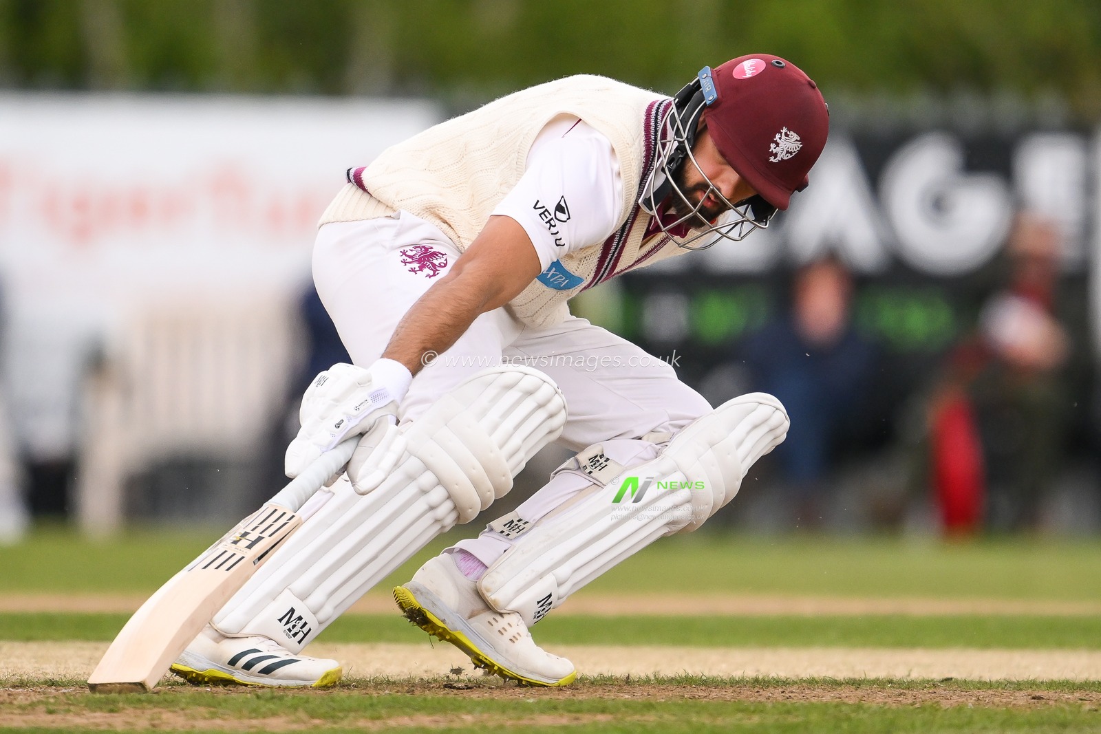 Andy Umeed of Somerset reaches for the crease during the Vitality County Championship Division 1 match Worcestershire vs Somerset at Kidderminster Cricket Club, Kidderminster, United Kingdom, 26th April 2024

(Photo by Craig Thomas/News Images)