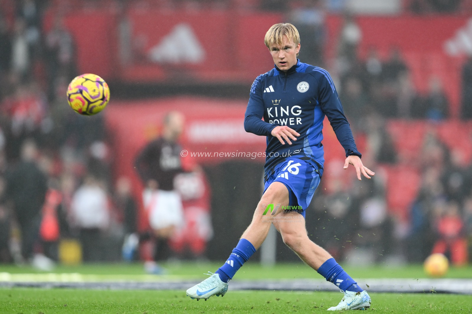 Victor Kristiansen of Leicester City during the pre-game warm up ahead of the Premier League match Manchester United vs Leicester City at Old Trafford, Manchester, United Kingdom, 10th November 2024

(Photo by Craig Thomas/News Images)