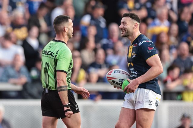 Referee Jack Smith speaks with Jake Connor of Leeds Rhinos during the Betfred Super League round 12 match Leeds Rhinos vs Huddersfield Giants at AMT Headingley Stadium, Leeds, United Kingdom on 22 May 2026

(Photo by Mark Cosgrove/News Images)