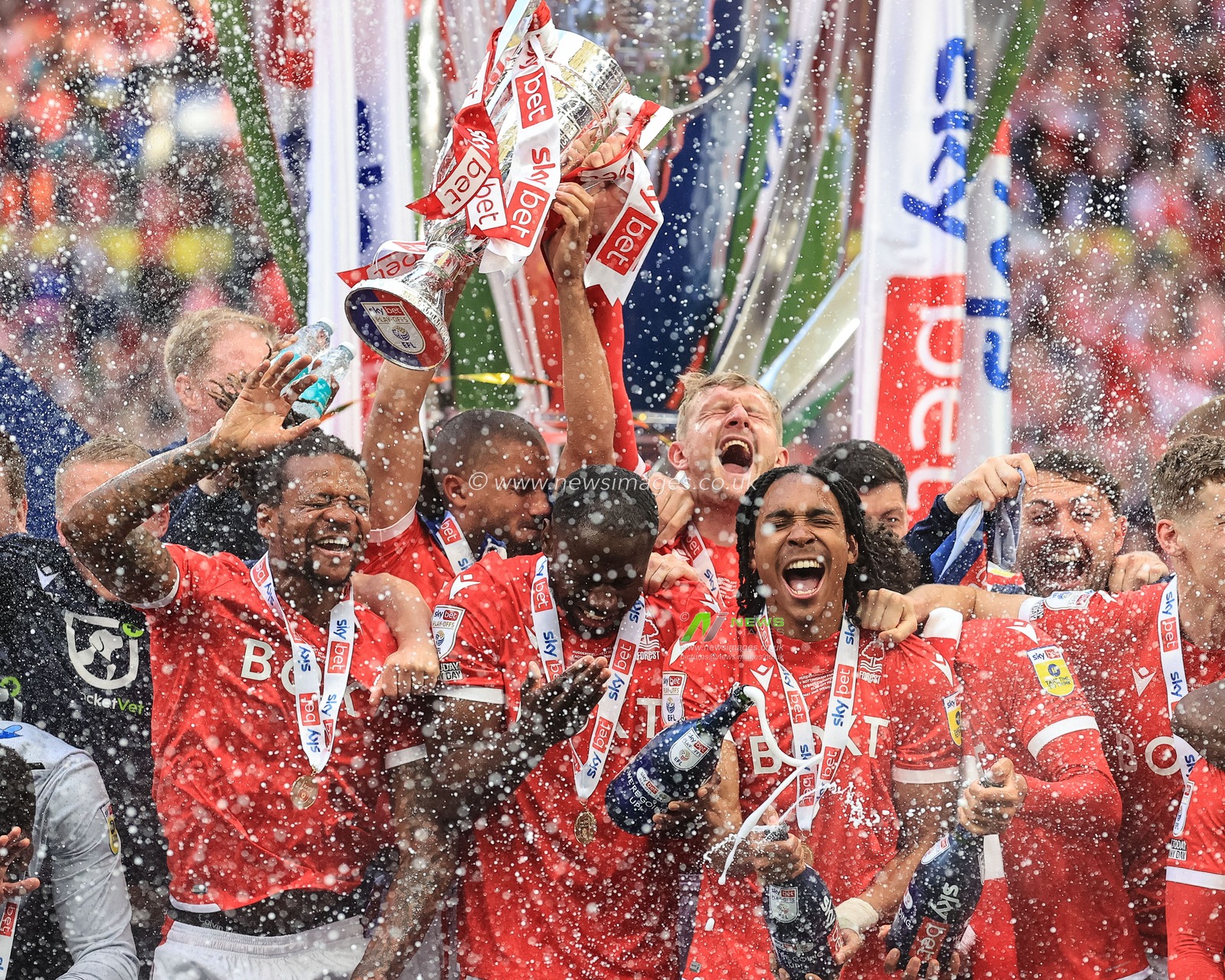 Nottingham Forest lift the Sky Bet Championship Playoff Final trophy as they get promoted to the Premier League