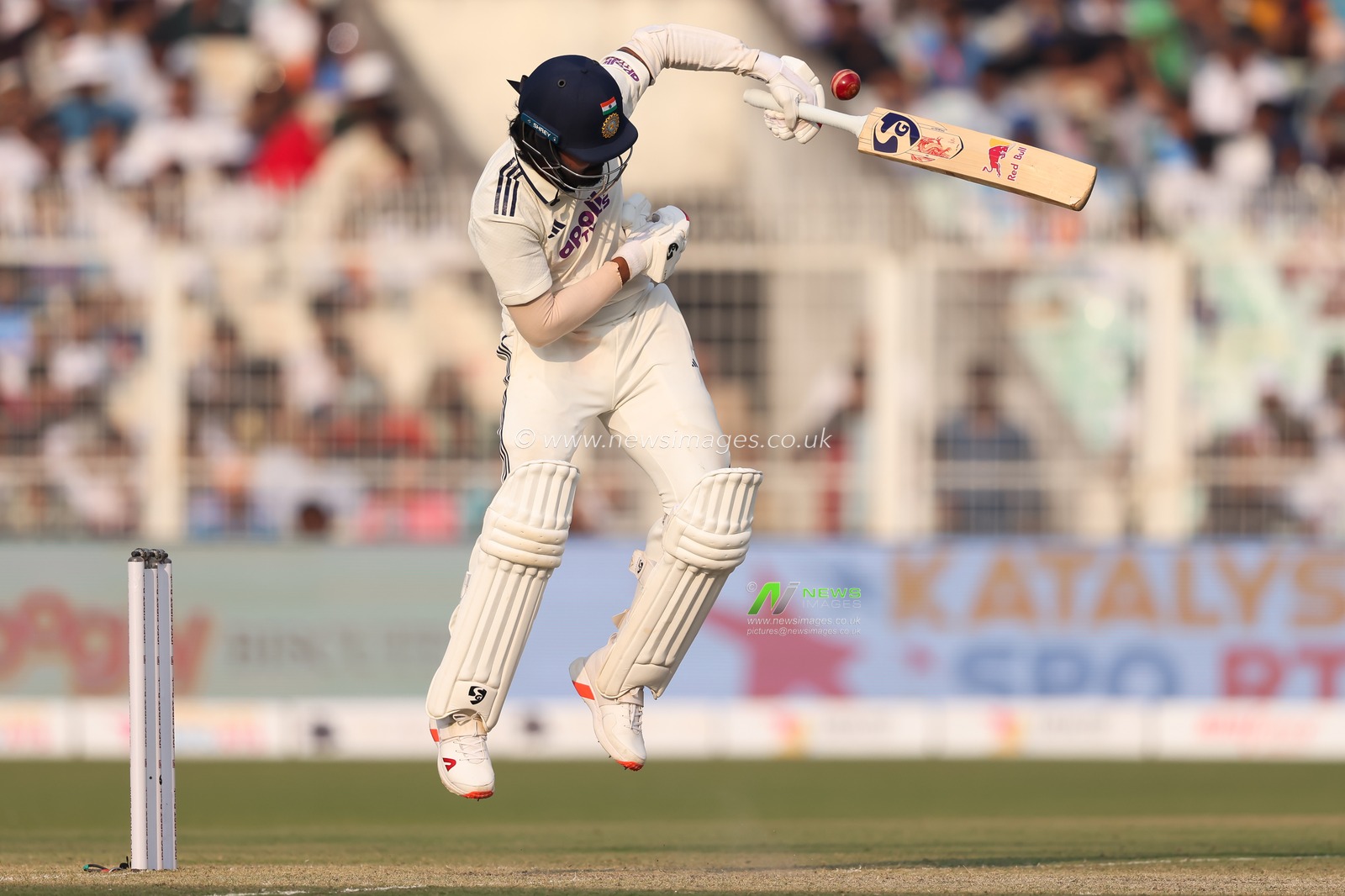 KL Rahul of India during the IDFC First Bank Test match day 1 India vs South Africa at Eden Gardens, Kolkata, India, 14th November 2025

(Photo by Shubhajit Roy Karmakar/News Images)