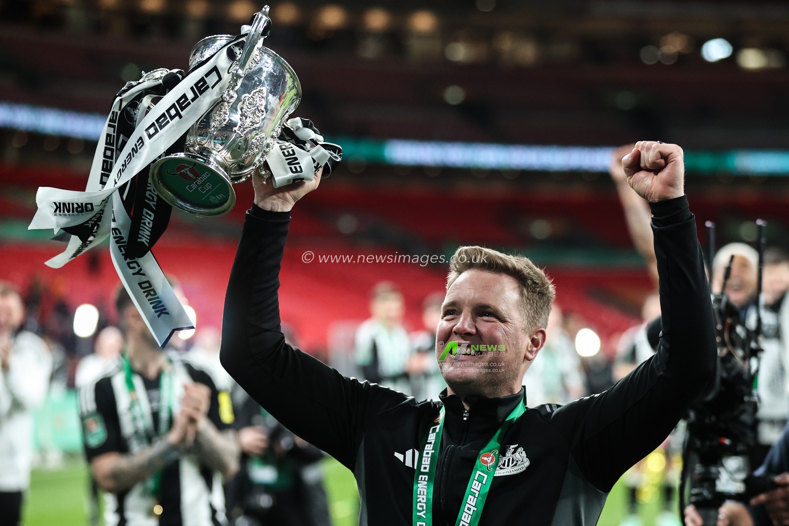Eddie Howe manager of Newcastle United celebrates his teams win after the Carabao Cup Final match Liverpool vs Newcastle United at Wembley Stadium , London, United Kingdom, 16th March 2025

(Photo by Alfie Cosgrove/News Images)