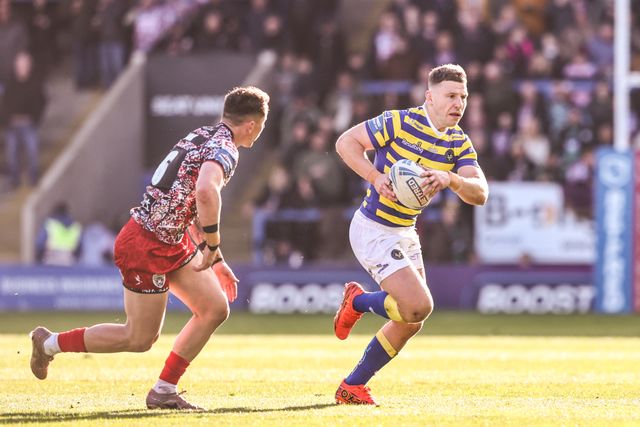 George Williams of Warrington Wolves breaks with the ball during the Betfred Challenge Cup Quarter Final match Warrington Wolves vs Leigh Leopards at The Halliwell Jones Stadium, Warrington, United Kingdom on 11 April 2026

(Photo by Alfie Cosgrove/News Images)