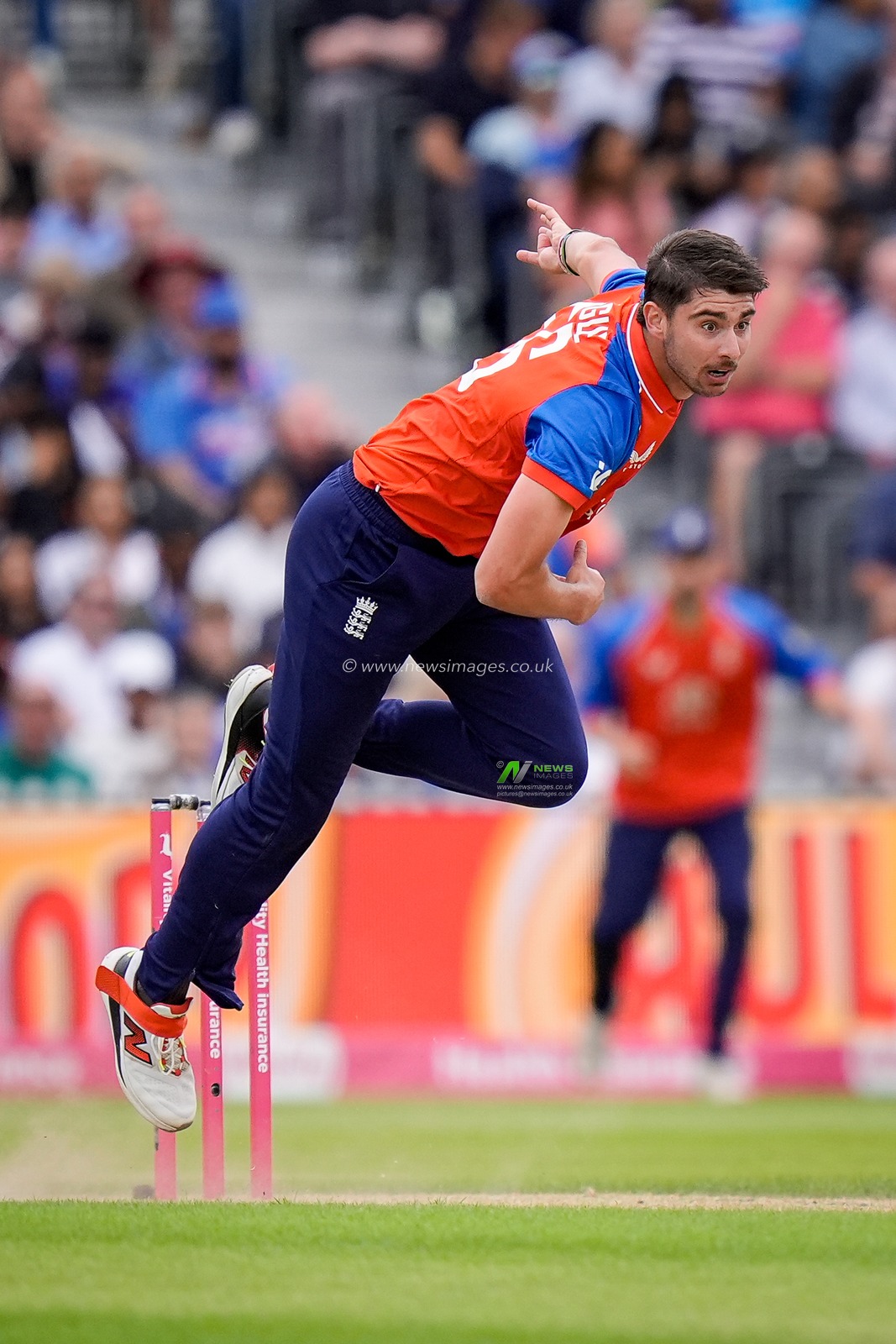 Josh Tongue of England delivers the ball during the Second Vitality T20 International match England vs India at Old Trafford, Manchester, United Kingdom on 04 July 2026

(Photo by Maynard Manyowa/News Images)