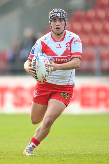 Katie Mottershead of St Helens makes a break during the Betfred Women's Super League match St Helens vs Wigan Warriors at Totally Wicked Stadium, St Helens, United Kingdom, 31st May 2024

(Photo by Craig Thomas/News Images)