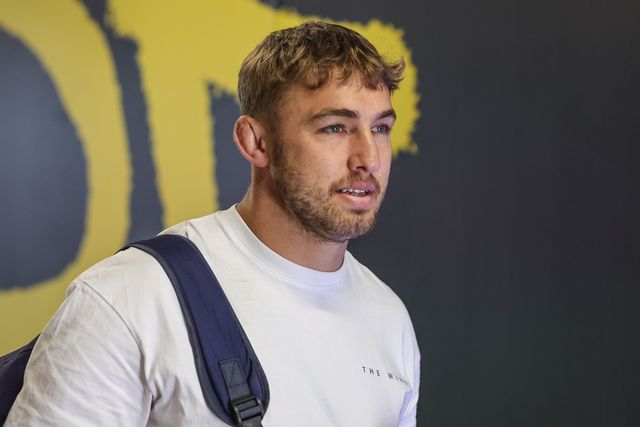 Sam Powell of Warrington Wolves arrives during the Betfred Super League Round 25 match Warrington Wolves vs Leigh Leopards at Halliwell Jones Stadium, Warrington, United Kingdom, 6th September 2025

(Photo by Mark Cosgrove/News Images)