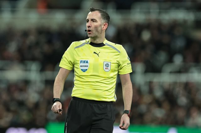 Referee Chris Kavanagh during the Carabao Cup Semi-finals First Leg Newcastle United vs Manchester City at St. James's Park, Newcastle, United Kingdom, 13th January 2026

(Photo by Mark Cosgrove/News Images)