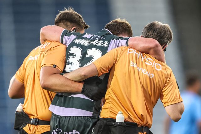 Olly Russell of Huddersfield Giants is helped off the field with injury during the Betfred Super League round 18 match Huddersfield Giants vs Bradford Bulls at Accu Stadium, Huddersfield, United Kingdom on 10 July 2026

(Photo by Alfie Cosgrove/News Images)
