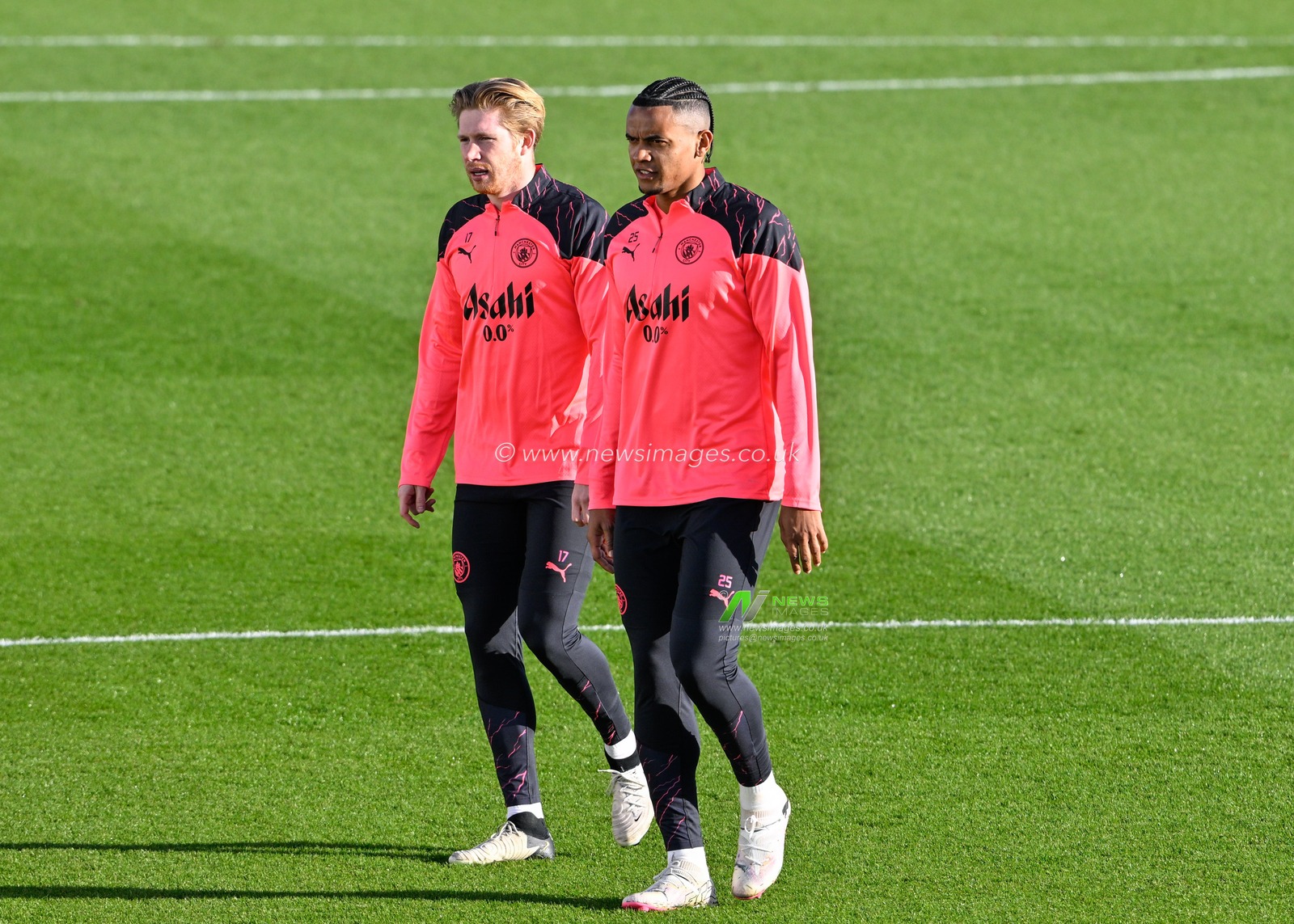 Kevin De Bruyne of Manchester City and Manuel Akanji of Manchester City, during the Manchester City open training Session at Etihad Campus, Manchester, United Kingdom, 5th March 2024

(Photo by Cody Froggatt/News Images)