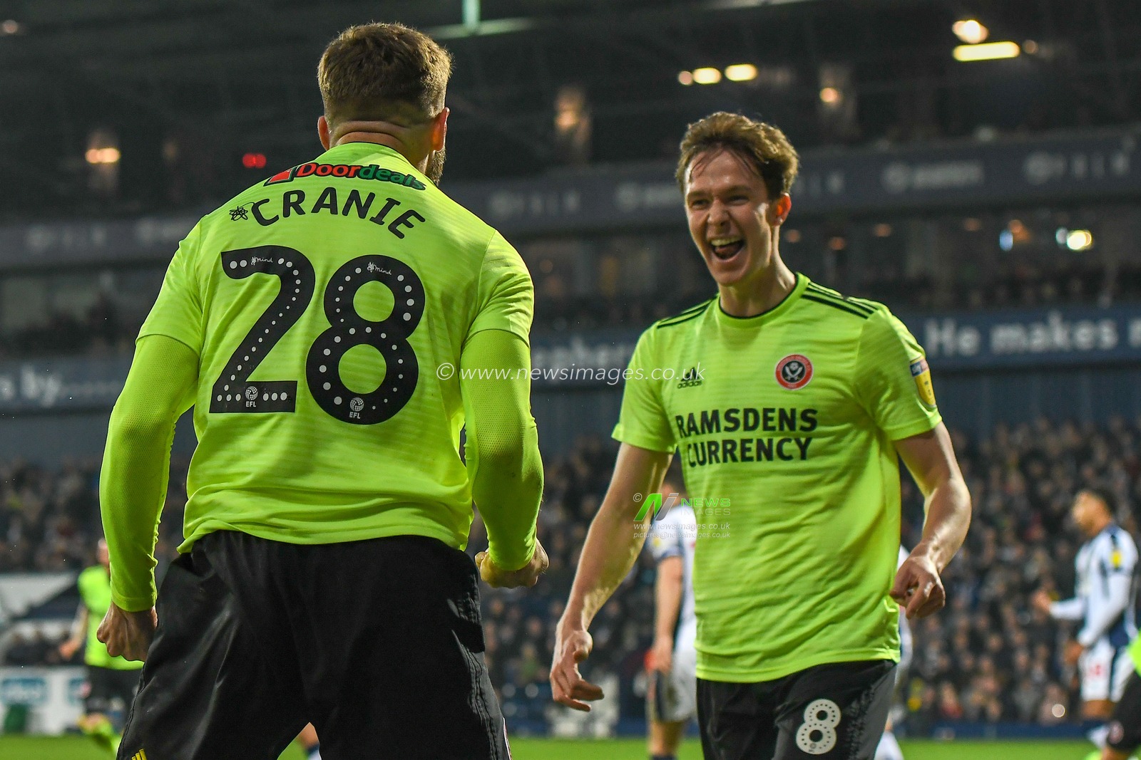 23rd February 2019, The Hawthorns, West Bromwich, England; Sky Bet Championship, West Bromwich Albion vs Sheffield United ; Kieran Dowell (08) of Sheffield United scores to make it 0-1 to Sheffield Utd


Credit: Gareth Dalley/News Images

English Football League images are subject to DataCo Licence