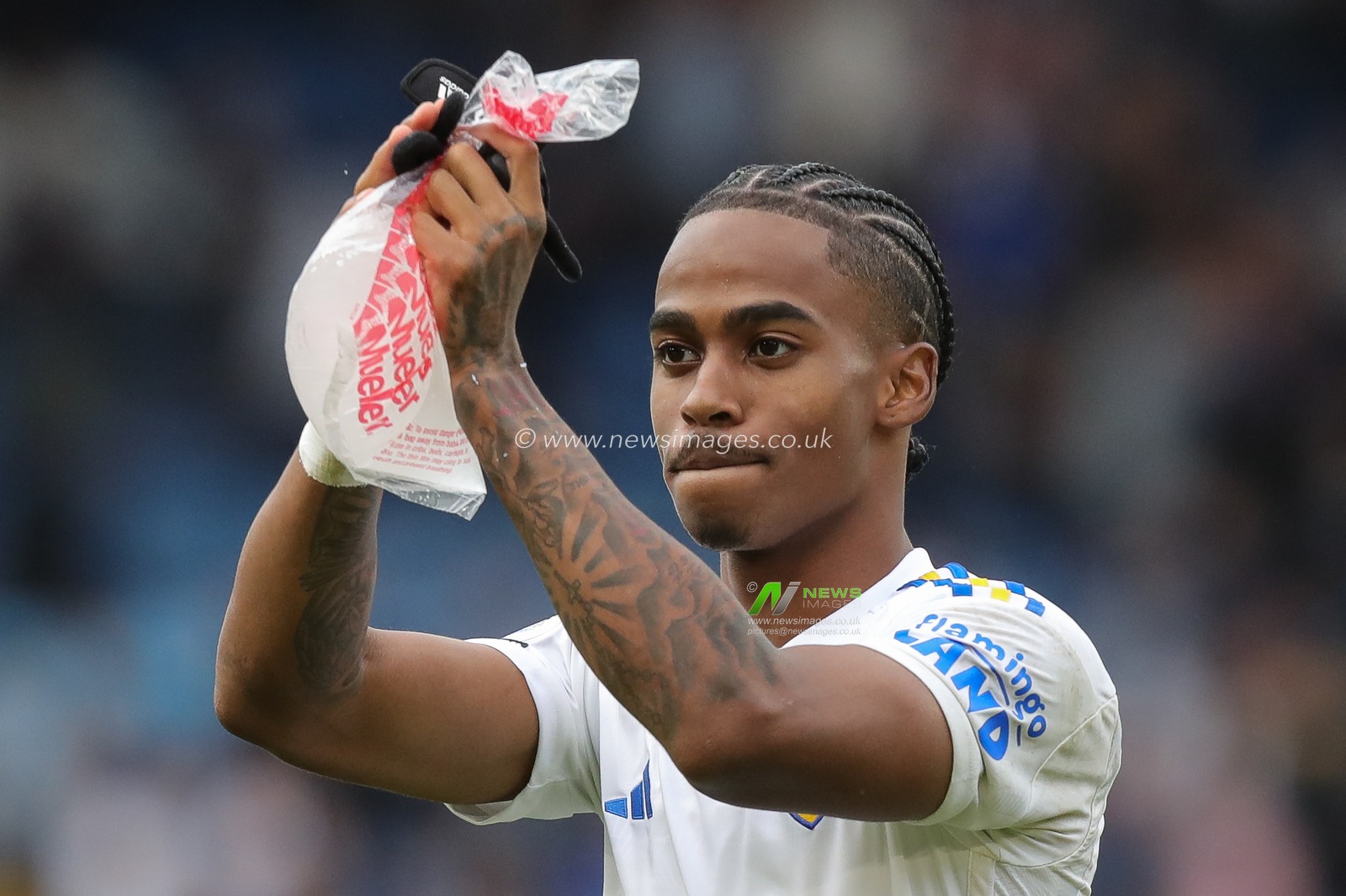 Crysencio Summerville #10 of Leeds United claps his hands and applauds the supporters at full-time after the Sky Bet Championship match Leeds United vs Watford at Elland Road, Leeds, United Kingdom, 23rd September 2023

(Photo by James Heaton/News Images)