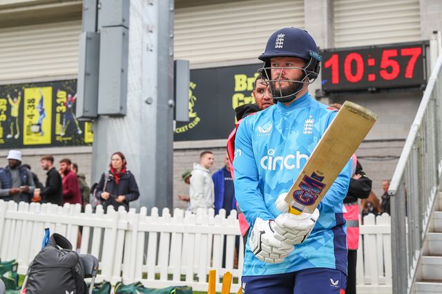 Ben Duckett of England comes out to bat during the Fifth Metro Bank One Day International match England vs Australia at Seat Unique Stadium, Bristol, United Kingdom, 29th September 2024

(Photo by Gareth Evans/News Images)