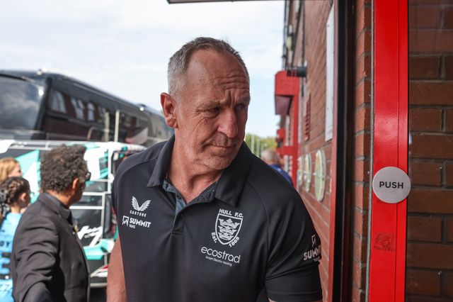 John Cartwright Head Coach of Hull FC arrives during the Betfred Super League Round 25 match Hull KR vs Hull FC at Sewell Group Craven Park, Kingston upon Hull, United Kingdom, 7th September 2025

(Photo by Mark Cosgrove/News Images)