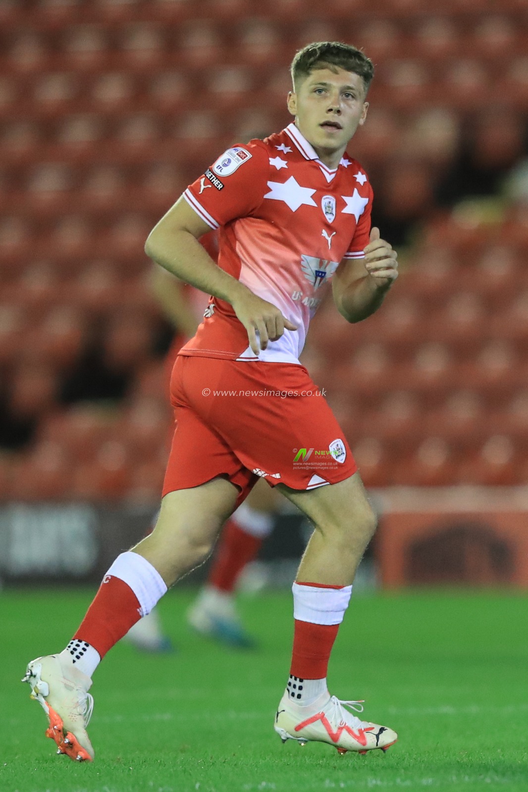 Aiden Marsh #19 of Barnsley during the EFL Trophy match Barnsley vs Grimsby Town at Oakwell, Barnsley, United Kingdom, 5th September 2023

(Photo by Alfie Cosgrove/News Images)