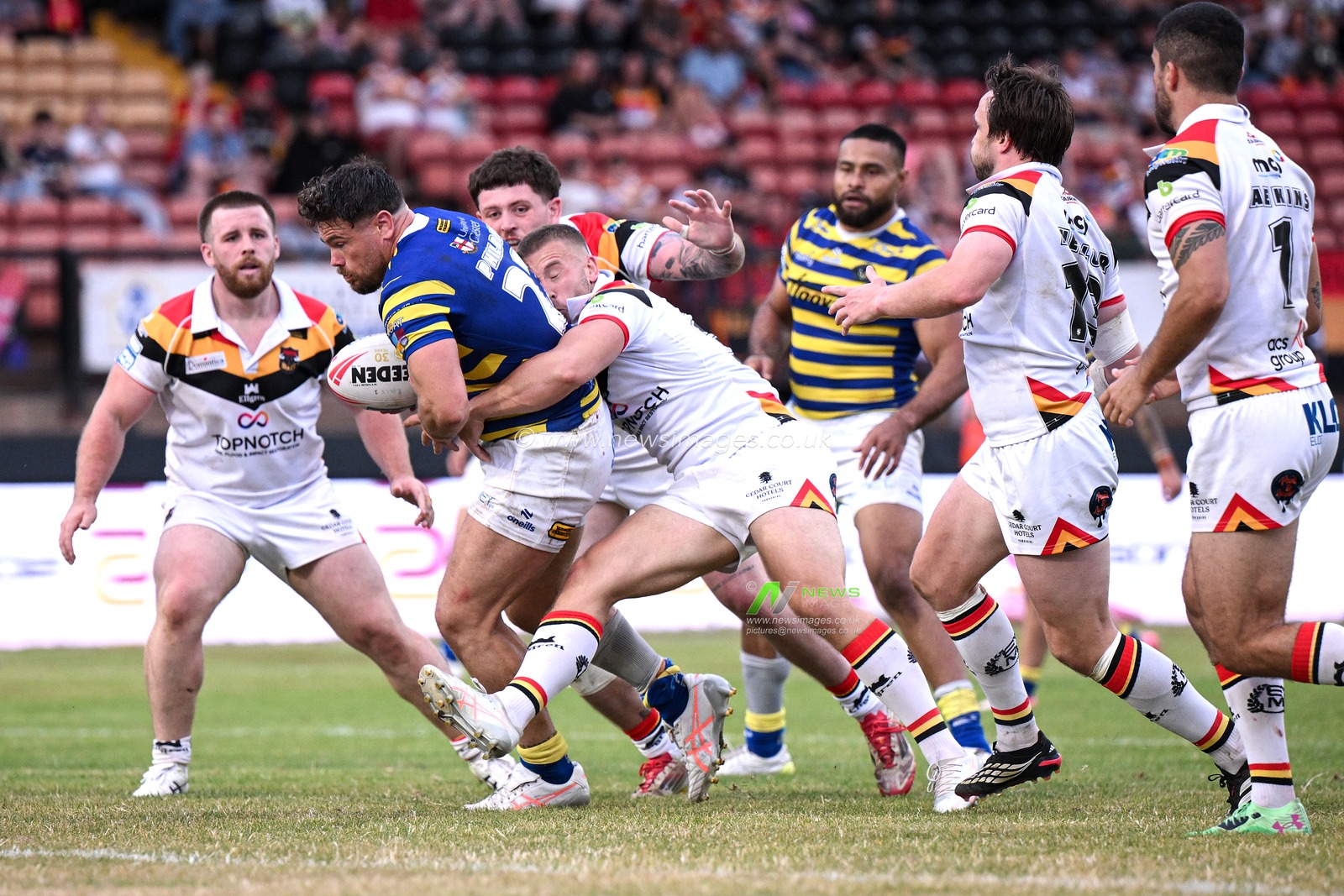 Betfred Super League round 22 Bradford Bulls v Warrington Wolves