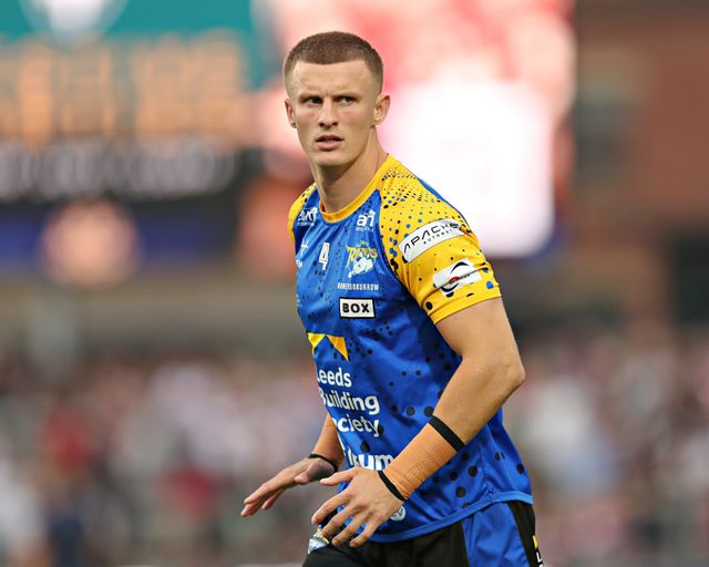 Ash Handley of Leeds Rhinos before the Betfred Super League round 20 match Wakefield Trinity vs Leeds Rhinos at DIY Kitchens Stadium, Wakefield, United Kingdom, 24th July 2025(Photo by Sam Eaden/News Images)