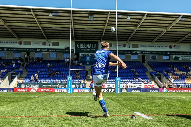 Ewan Irwin of Warrington Wolves in the pre-game warm up during the Betfred Super League round 12 match Warrington Wolves vs Bradford Bulls at The Halliwell Jones Stadium, Warrington, United Kingdom on 24 May 2026

(Photo by Alfie Cosgrove/News Images)