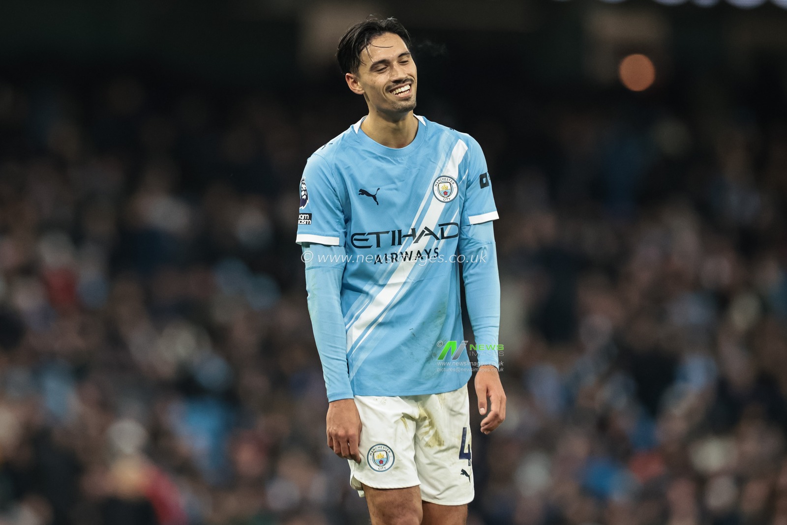 Tijjani Reijnders of Manchester City reacts during the Premier League match Manchester City vs Leeds United at Etihad Stadium, Manchester, United Kingdom, 29th November 2025

(Photo by Mark Cosgrove/News Images)

*** GER AUT SUI OUT ***