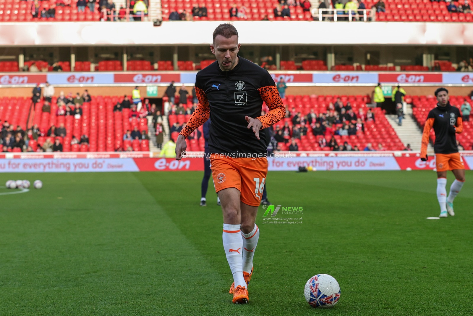 Jordan Rhodes of Blackpool in the pregame warmup session during the Emirates FA Cup  Third Round match Nottingham Forest vs Blackpool at City Ground, Nottingham, United Kingdom, 7th January 2024

(Photo by Mark Cosgrove/News Images)