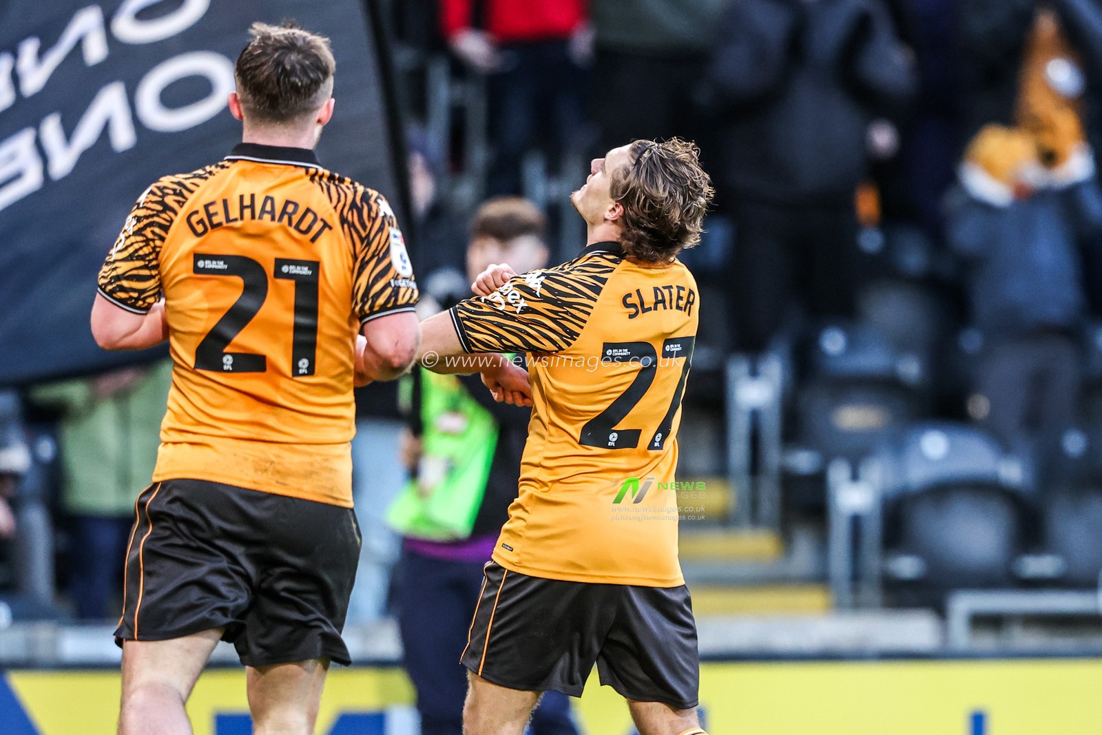 Regan Slater of Hull City celebrates his goal to make it 2-0 during the Sky Bet Championship match Hull City vs Swansea City at MKM Stadium, Hull, United Kingdom on 24 January 2026

(Photo by Alfie Cosgrove/News Images)