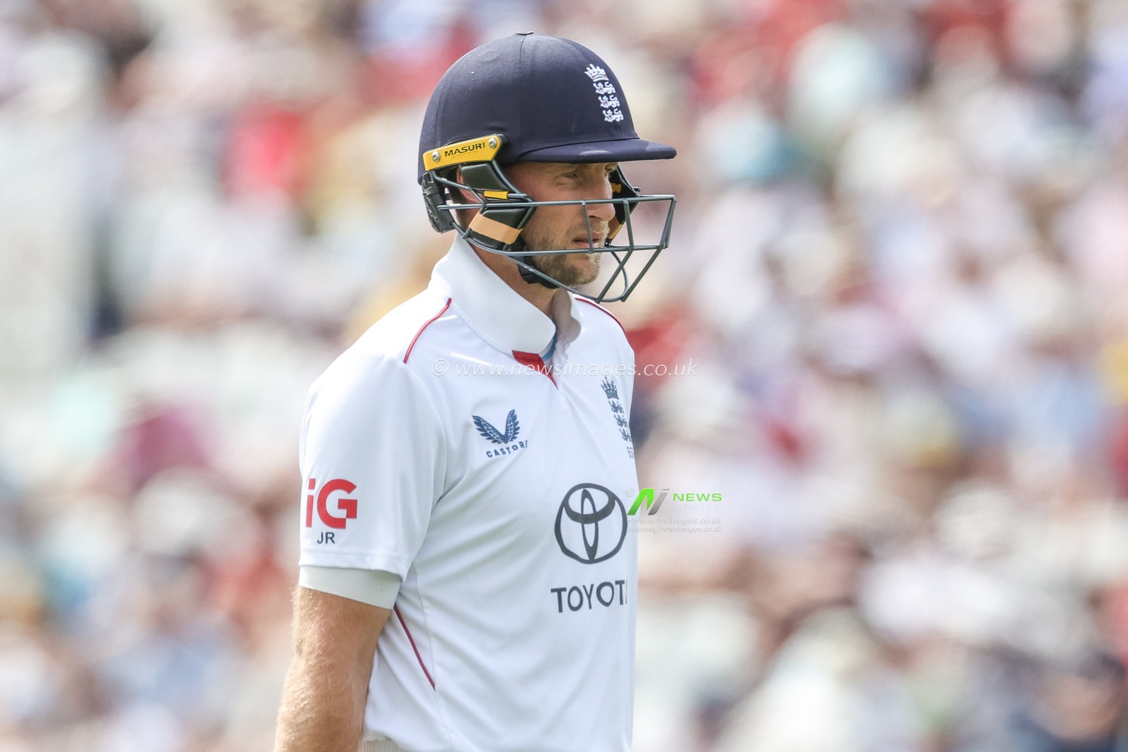 Joe Root of England leaves the field of play after being dismissed by Nathan Smith during the 3rd Rothesay Test Match Day 3 match England vs New Zealand at Trent Bridge, Nottingham, United Kingdom on 27 June 2026

(Photo by Mark Cosgrove/News Images)