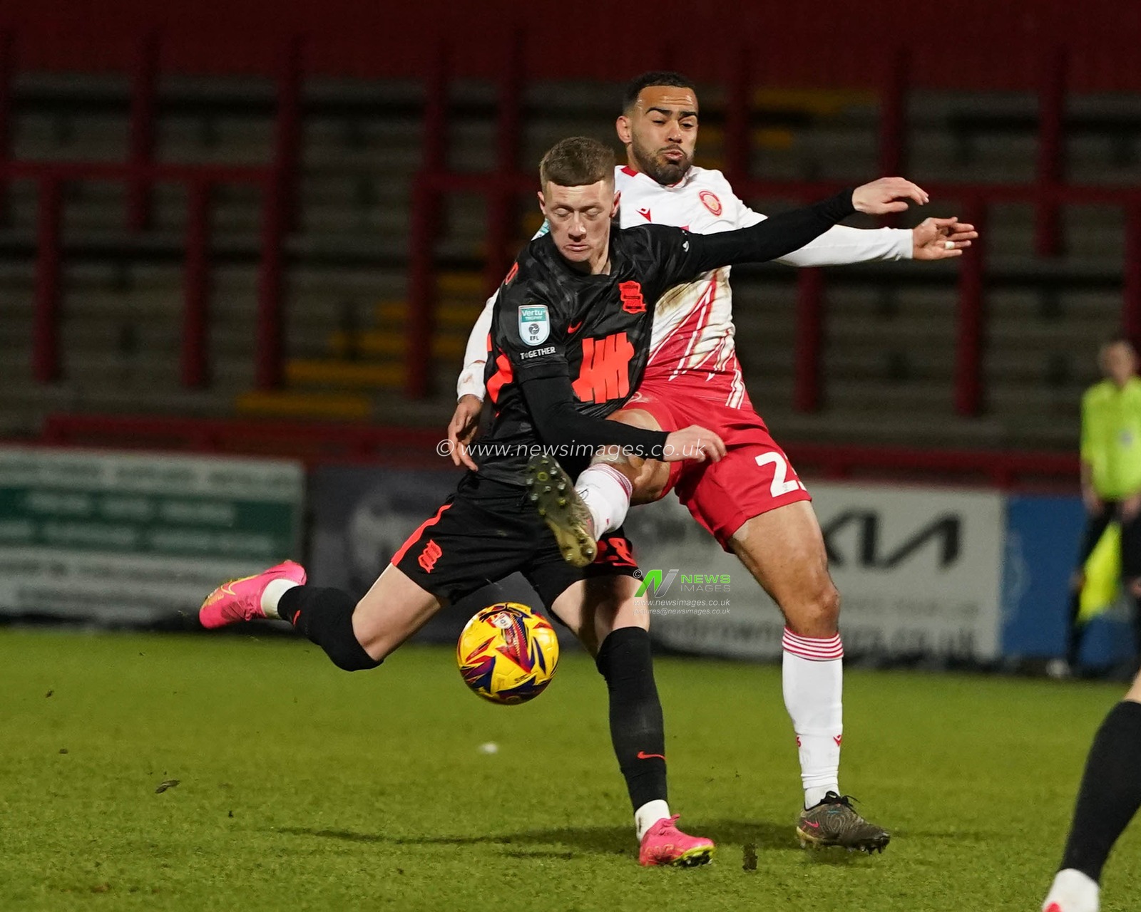 Jay Stansfield of Birmingham City lines shot up during the Vertu Trophy Quarter Final match Stevenage vs Birmingham City at Lamex Stadium, Stevenage, United Kingdom, 4th February 2025

(Photo by Harvey Murphy/News Images)