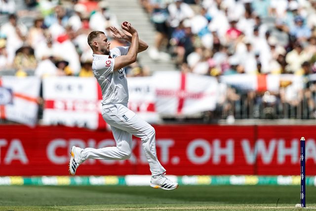 Gus Atkinson of England delivers the ball during the NRMA Insurance Ashes First Test Day 1 Series Australia vs England at Optus Stadium, Perth, Australia, 20th November 2025

(Photo by Santanu Banik/News Images)

*** GER AUT SUI OUT ***