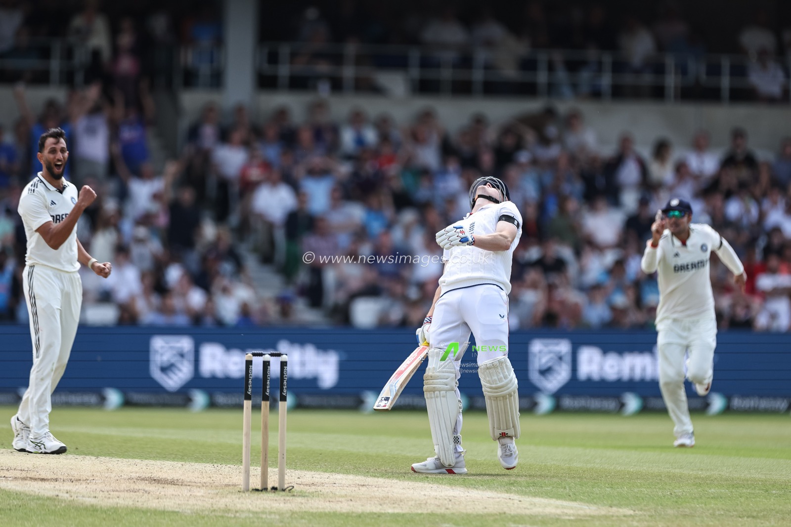 Harry Brook of England reacts after Shardul Thakur of India caches him out during the 1st Rothesay Test Match, Day 3 England vs India at Headingley Cricket Ground, Leeds, United Kingdom, 22nd June 2025

(Photo by Mark Cosgrove/News Images)