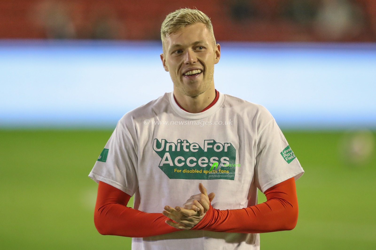 Sam Cosgrove of Barnsley in the pregame warmup session during the Sky Bet League 1 match Barnsley vs Bolton Wanderers at Oakwell, Barnsley, United Kingdom, 5th March 2024

(Photo by Alfie Cosgrove/News Images)
