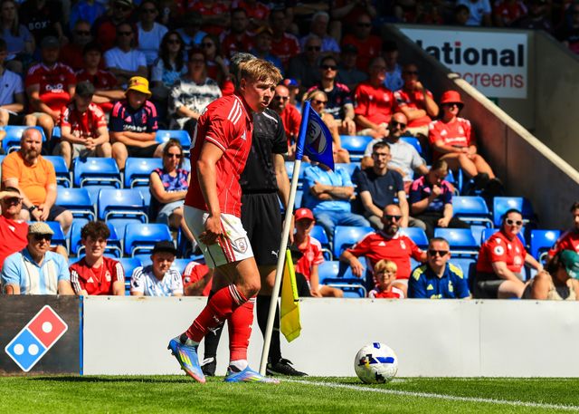 Josh Powell of Nottingham Forest prepares to take corner during the Pre-season friendly match Chesterfield vs Nottingham Forest at SMH Group Stadiumact Stadium, Chesterfield, United Kingdom, 12th July 2025

(Photo by Richard Bierton/News Images)
