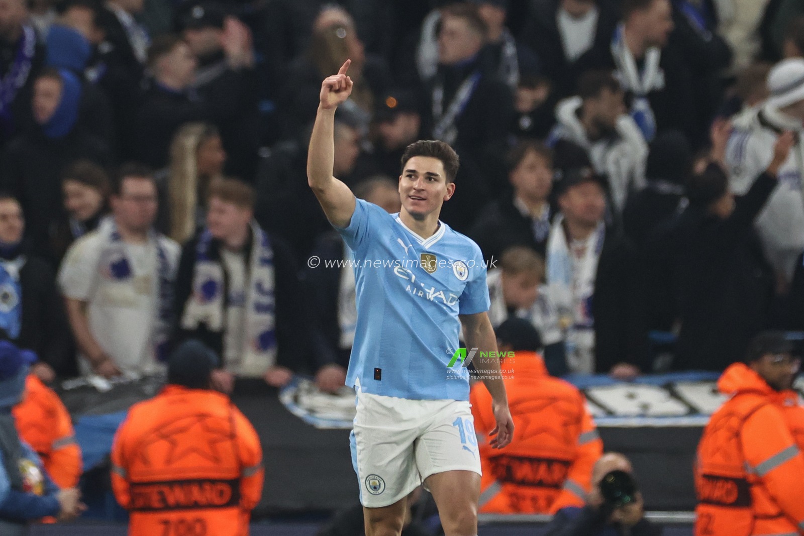 JuliÃ¡n Ãlvarez of Manchester City celebrates his goal to make it 2-0 during the UEFA Champions League match Manchester City vs F.C. Copenhagen at Etihad Stadium, Manchester, United Kingdom, 6th March 2024

(Photo by Mark Cosgrove/News Images)