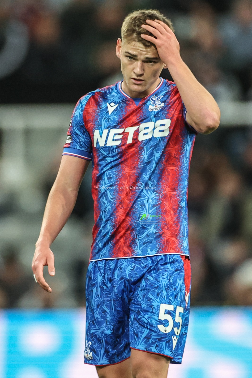 Justin Devenny of Crystal Palace during the Premier League match Newcastle United vs Crystal Palace at St. James's Park, Newcastle, United Kingdom, 16th April 2025

(Photo by Mark Cosgrove/News Images)