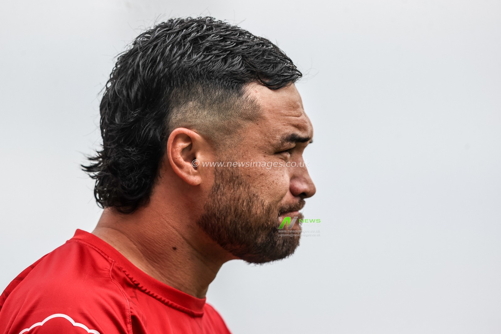 Peta Hiku of Hull KR in the pre-game warm up during the Betfred Super League round 18 match Hull KR vs Wakefield Trinity at Sewell Group Craven Park, Hull, United Kingdom on 11 July 2026

(Photo by Alfie Cosgrove/News Images)