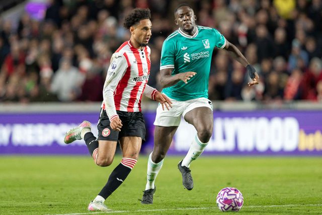 Ibrahima Konaté of Liverpool struggles to defend against Kevin Schade of Brentford during the Premier League match Brentford vs Liverpool at The Gtech Community Stadium, London, United Kingdom, 25th October 2025

(Photo by Ian Stephen/News Images)